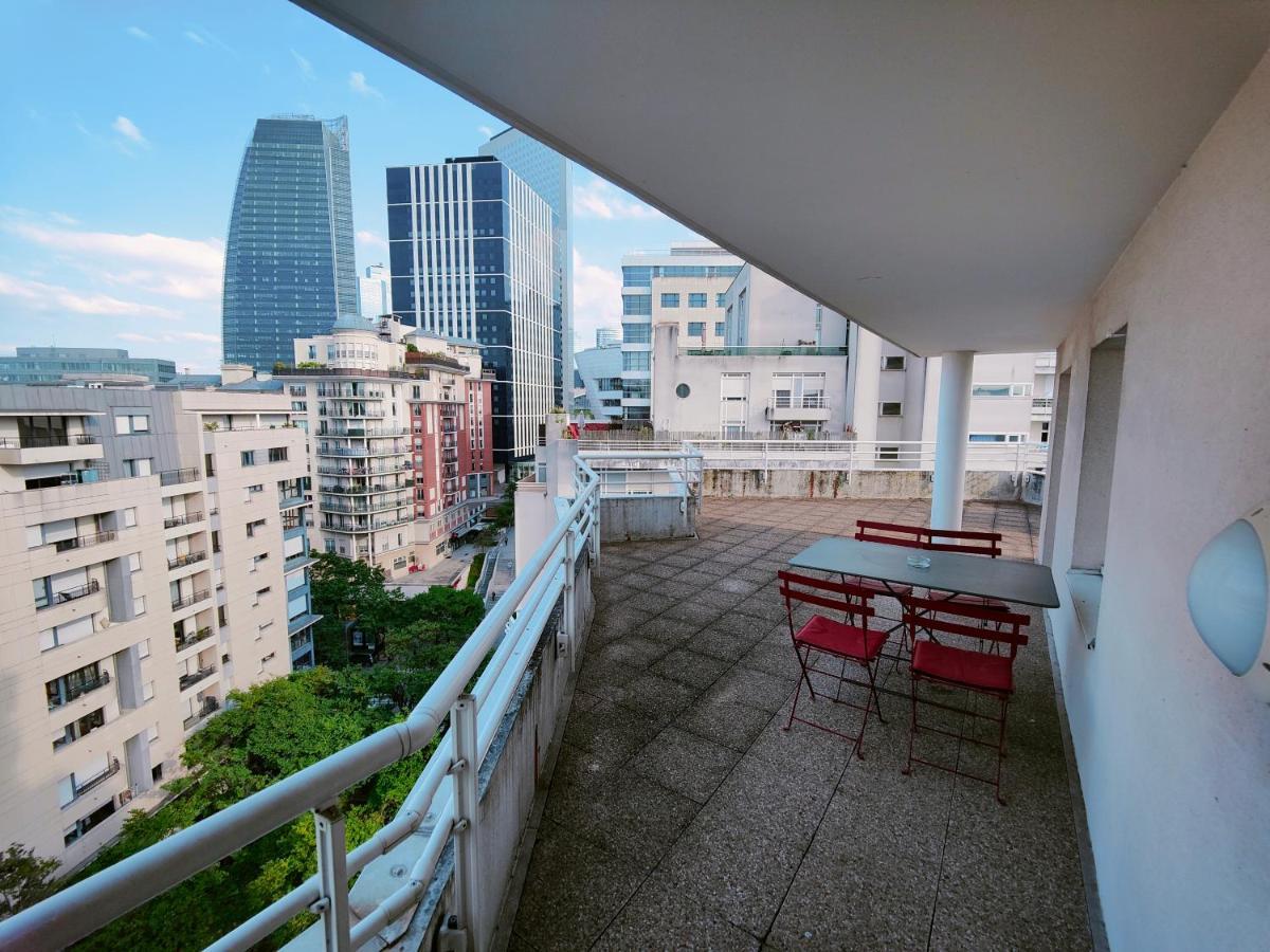 Incroyable T2 La Defense - Parking Gratuit Courbevoie Exterior foto